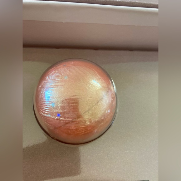 The Crème Shop x Hello Kitty NWT - Picture 6 of 7